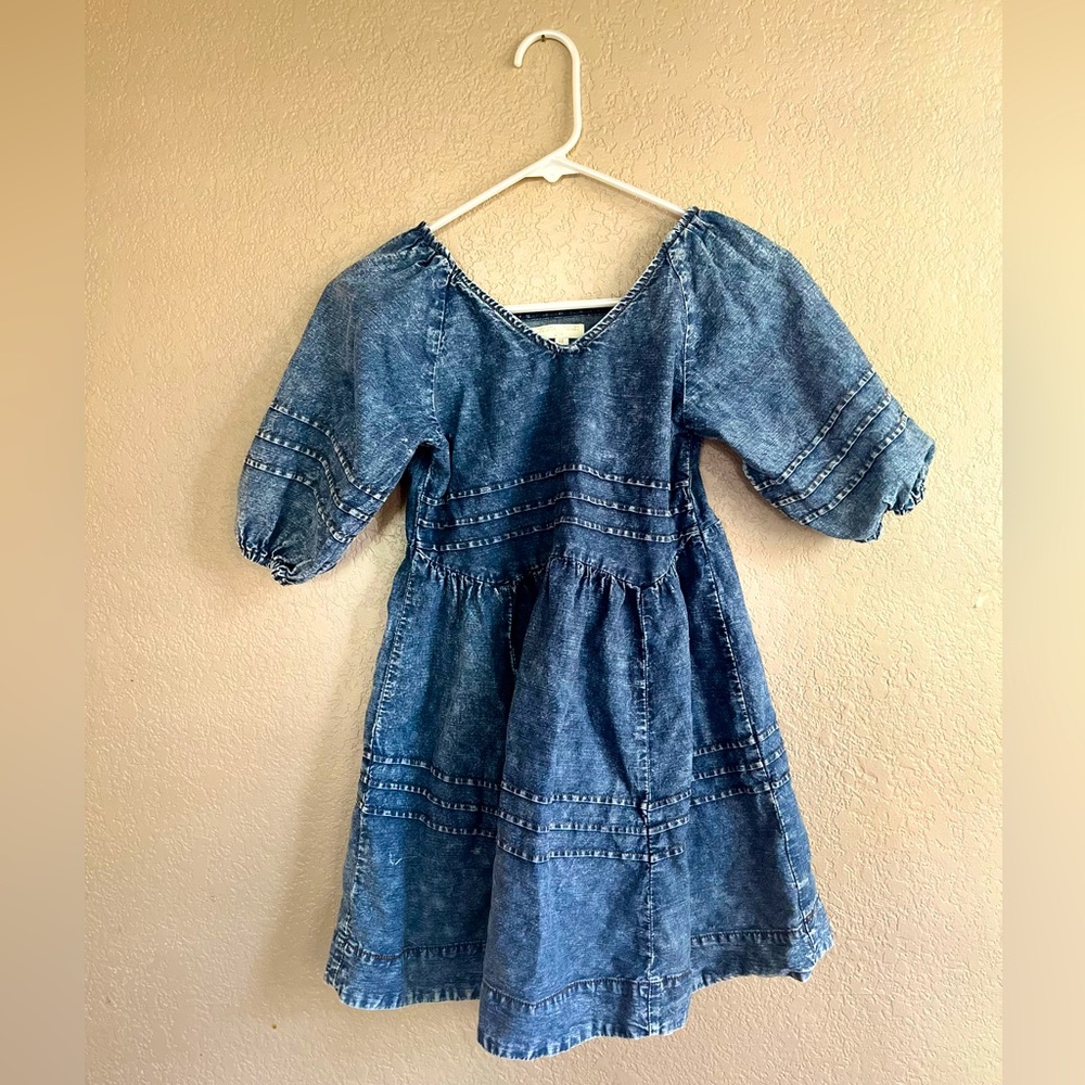 Chelsea and Violet Stonewashed denim dress; short sleeve, V neck. Size: Medium